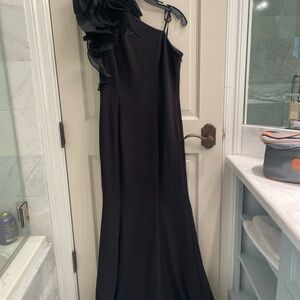 Elegant Black Evening Gown